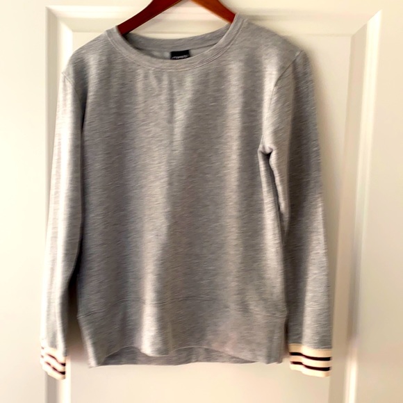 Mono B sweatshirt - Picture 1 of 3